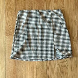 Pink Rose medium brown and white skirt